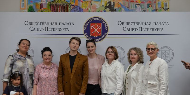 ФОТО: Четвертый круглый стол