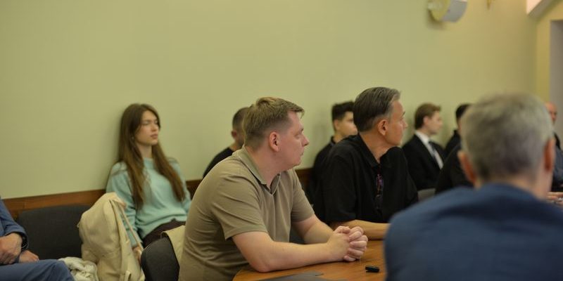 ФОТО: Четвертая Дискуссионная площадка